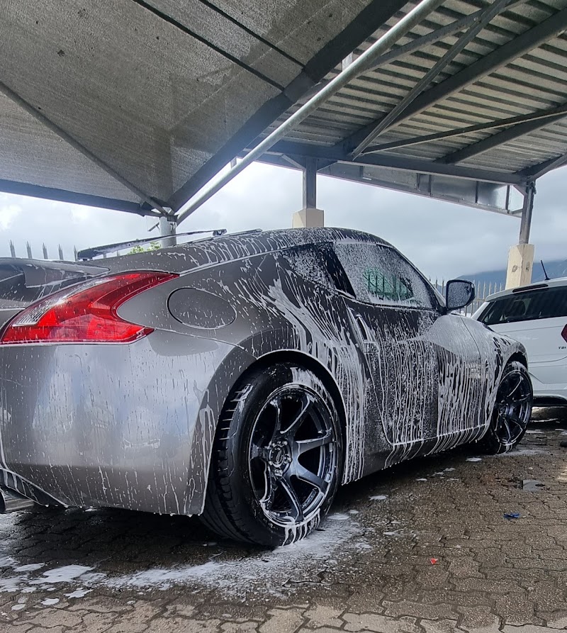 The Corner Carwash - Photo 2